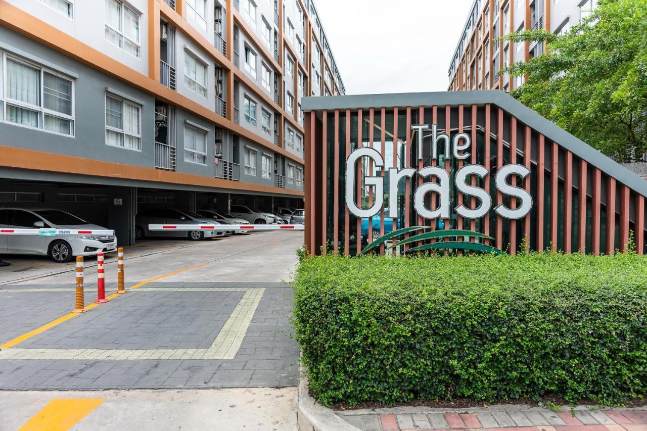 The Grass Serviced Suites Pattaya Exterior foto
